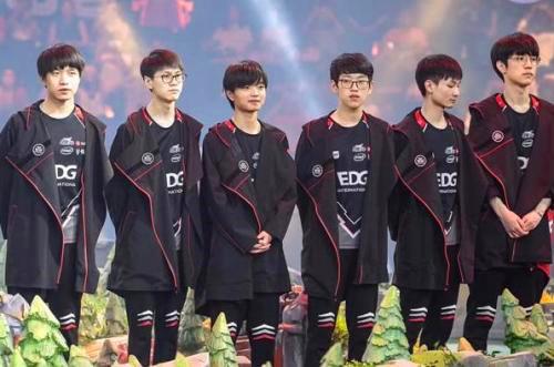 充满激情与 充满激情与