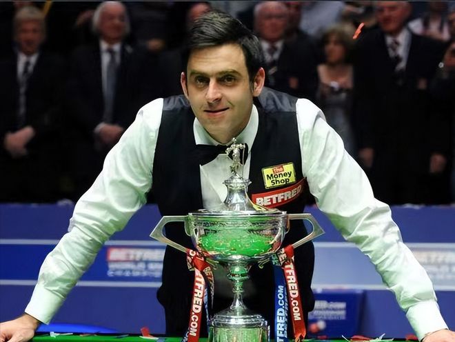 手套与球鞋 手套与球鞋